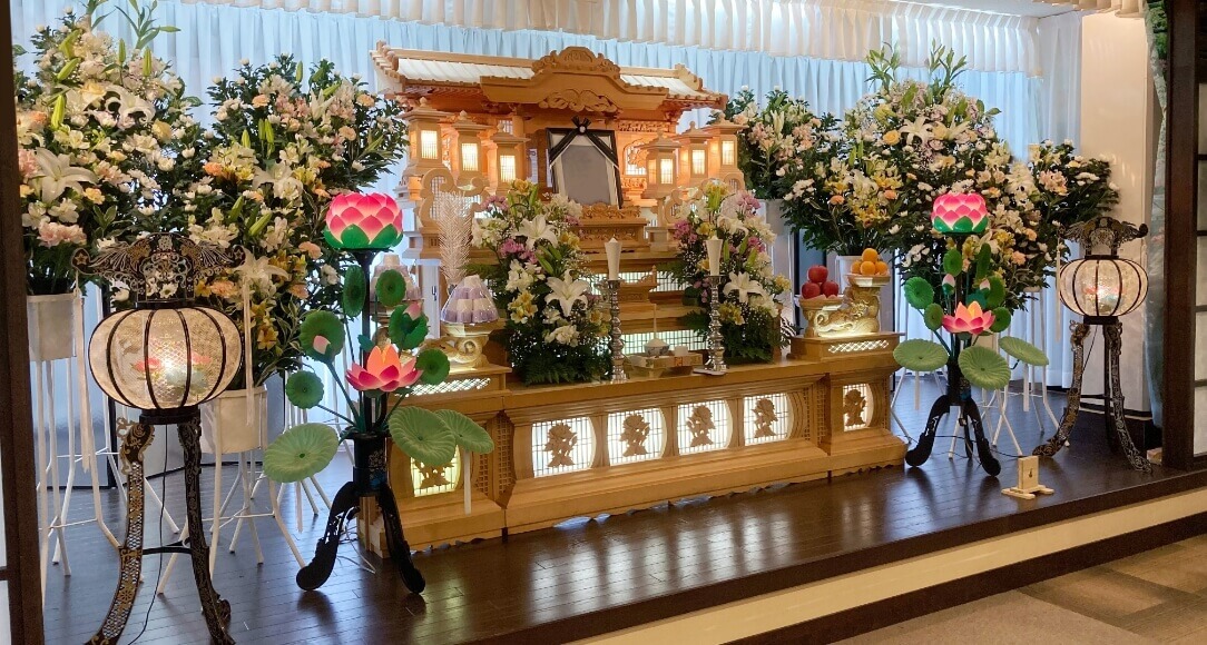 華泉 祭壇