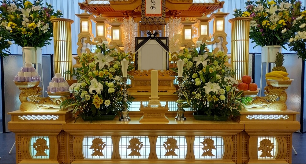 華泉　祭壇